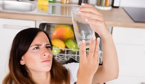 dishwasher leaves water marks
