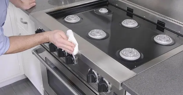 how-to-clean-a-range