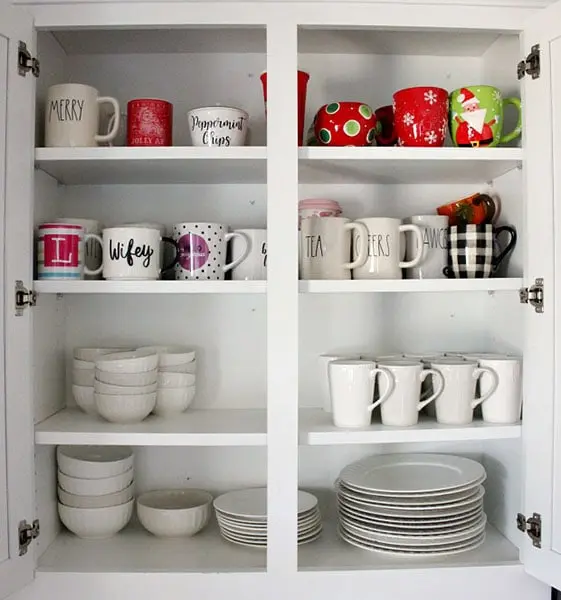 how to organize kitchen cabinets