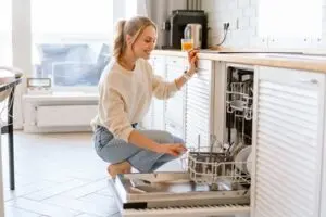 Dishwasher Smells Bad? How to Clean a Maytag Dishwasher Step-by-Step